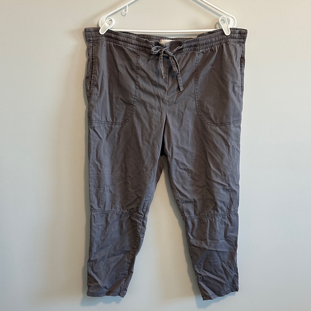 Loft Jogger Pants Size Medium